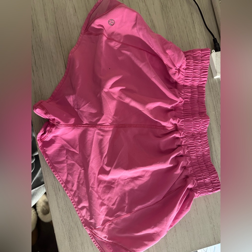 Lululemon hotty hot 2.5 high waisted pink
